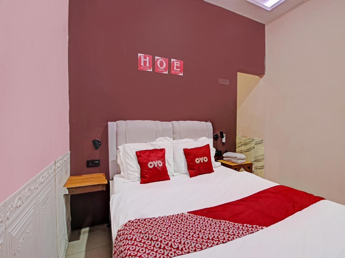 Oyo 91490 Hotel Rumah Kita Чиребон Екстер'єр фото