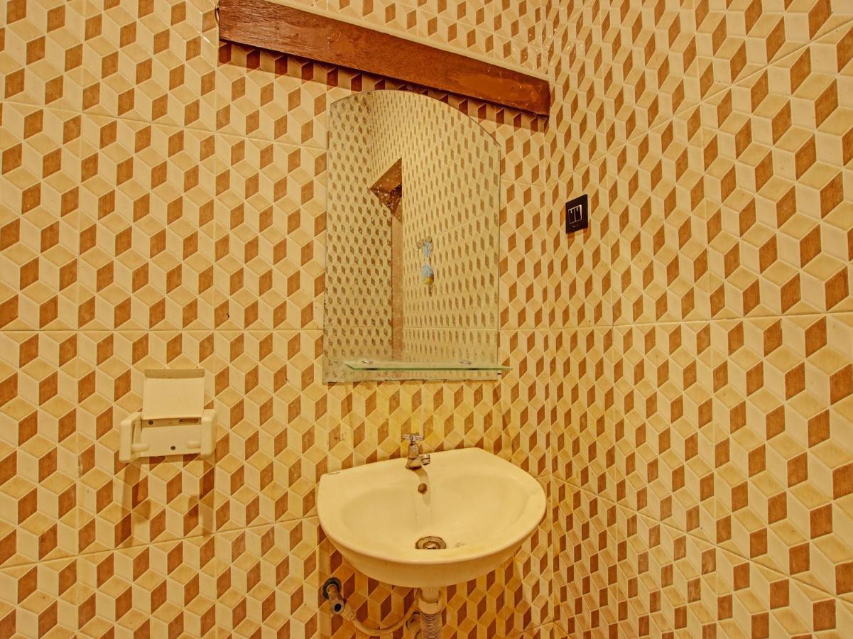 Oyo 91490 Hotel Rumah Kita Чиребон Екстер'єр фото